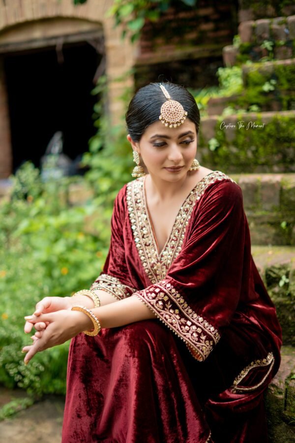 Scarlet Elegance Kaftan - Image 3