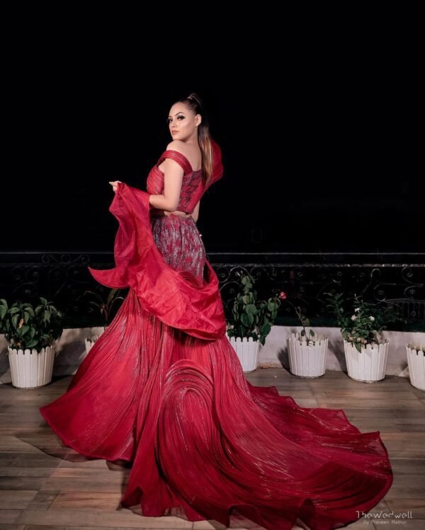 Crimson Charm - Image 3